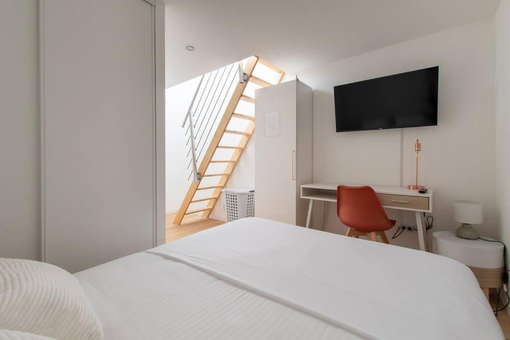 Confort Climatise Et Suite Privee En Sousplex Montpellier Luaran gambar