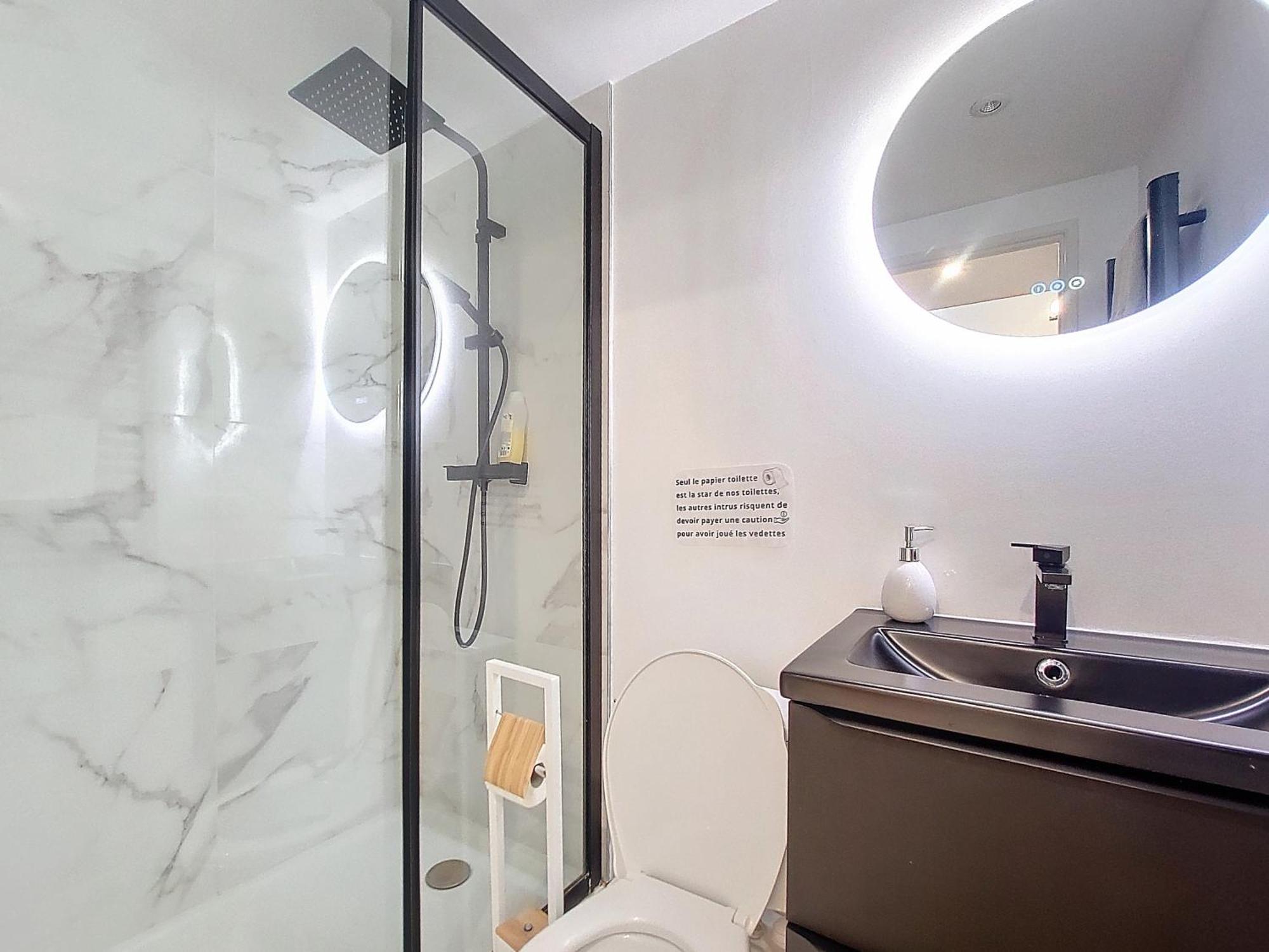 Confort Climatise Et Suite Privee En Sousplex Montpellier Luaran gambar